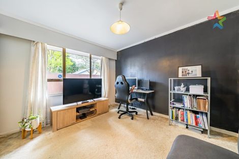 Photo of property in 2/45 Whites Line West, Woburn, Lower Hutt, 5010