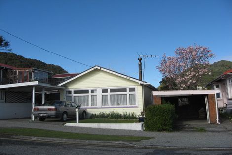 Photo of property in 21 Cardwell Street, Cobden, Greymouth, 7802