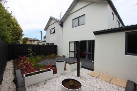 Photo of property in 2/56 London Street, Richmond, Christchurch, 8013