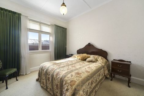Photo of property in 303 The Parade, Island Bay, Wellington, 6023