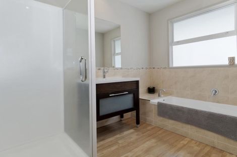 Photo of property in 37 Contour Avenue, Pyes Pa, Tauranga, 3112