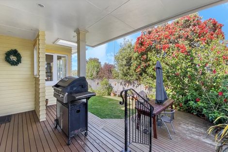 Photo of property in 88 Victoria Road, Devonport, Auckland, 0624
