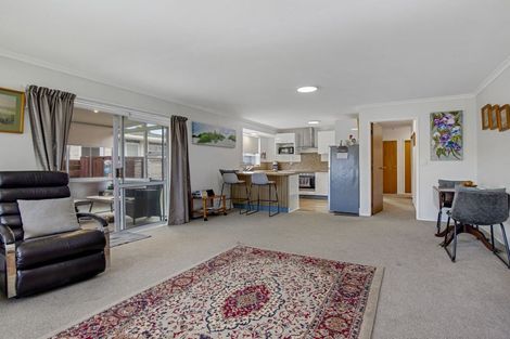 Photo of property in 8b Alexander Place, Otaki, 5512