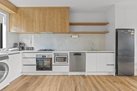 Photo of property in 7/29 Tudor Road, Henderson, Auckland, 0610