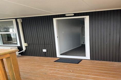 Photo of property in 2/75 Tramway Road, Beach Haven, Auckland, 0626