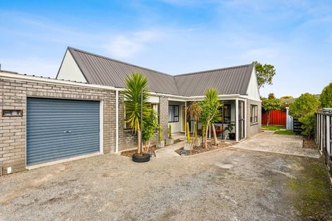 Photo of property in 38 Kapanui Road, Waikanae, 5036