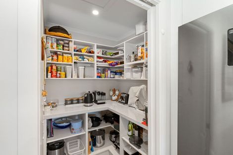 Photo of property in 21 Okarito Avenue, Levin, 5510