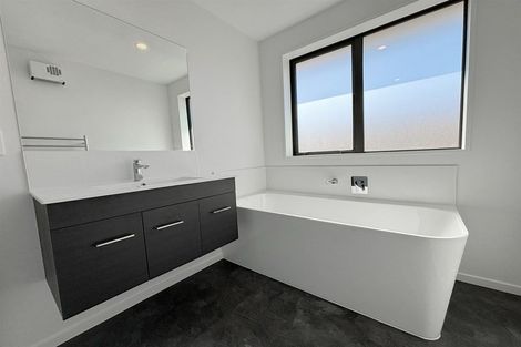 Photo of property in 10 Applegrove Crescent, Belfast, Christchurch, 8051