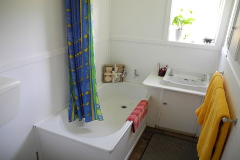 Photo of property in 13 Queens Terrace, Waimate, 7978