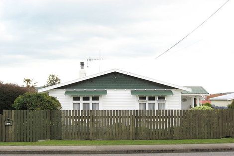 Photo of property in 64 Racecourse Road, Waipukurau, 4200