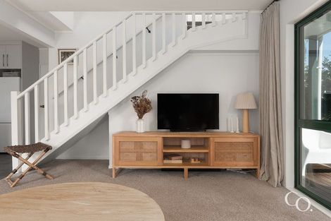 Photo of property in 6b Canberra Place, Bellevue, Tauranga, 3110