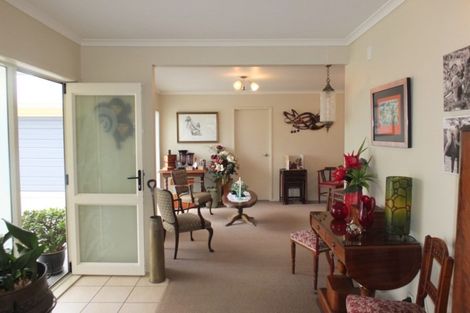 Photo of property in 72a Seabury Avenue, Foxton Beach, Foxton, 4815