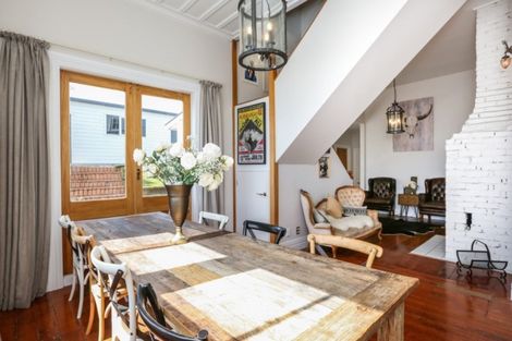 Photo of property in 9 Simla Terrace, Hospital Hill, Napier, 4110