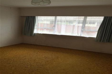 Photo of property in 2/28 Grande Vue Road, Hillpark, Auckland, 2102