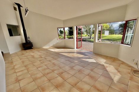 Photo of property in 169 Vaughans Road, Okura, Albany, 0792