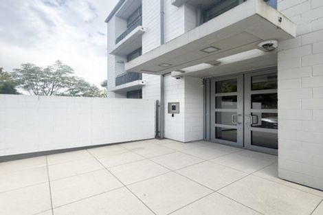 Photo of property in 2/41 Cambridge Terrace, Christchurch Central, Christchurch, 8013