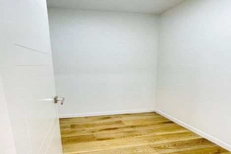 Photo of property in 23 Bartells Drive, Goodwood Heights, Auckland, 2105