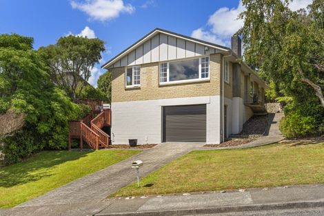 Photo of property in 15 Sunbrae Drive, Silverstream, Upper Hutt, 5019
