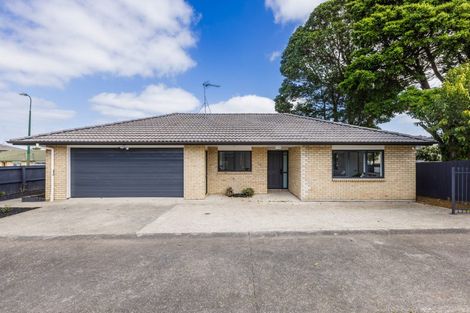 Photo of property in 12 Mark Edgar Place, Clendon Park, Auckland, 2103