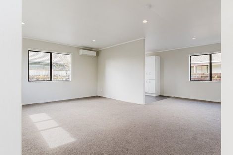 Photo of property in 42a Mcleavey Drive, Kelvin Grove, Palmerston North, 4414