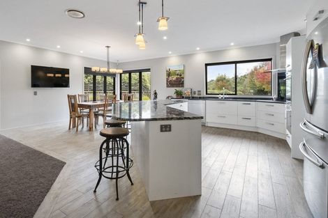 Photo of property in 35 Stonebrook Lane, Kelvin Grove, Palmerston North, 4470