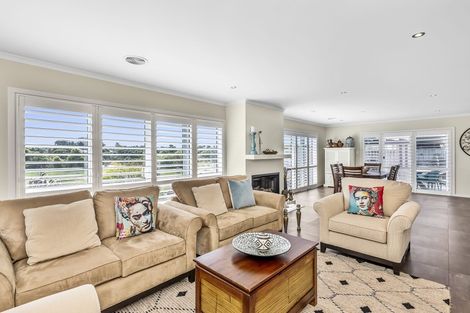 Photo of property in 21 Jade Lane, Paraparaumu, 5032