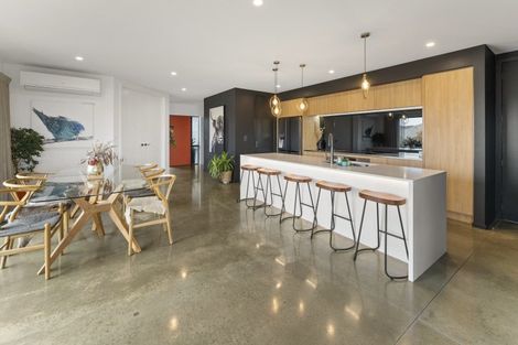 Photo of property in 17 Huntaway Close, Stoke, Nelson, 7011