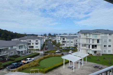 Photo of property in 172 Landmark Terrace, Orewa, 0931