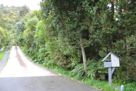 Photo of property in 41 Bush Road, Waiatarua, Auckland, 0604