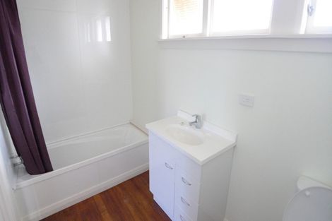 Photo of property in 14 Fairleigh Avenue, Mount Albert, Auckland, 1025