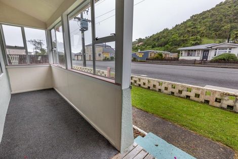 Photo of property in 166 Bright Street, Cobden, Greymouth, 7802
