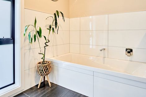 Photo of property in 162 Kuratawhiti Street, Woodside, Greytown, 5794