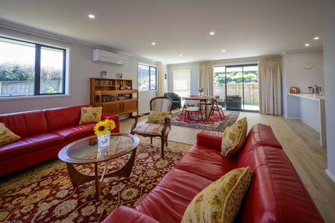 Photo of property in 29a Golf Vue Place, Castlecliff, Whanganui, 4501