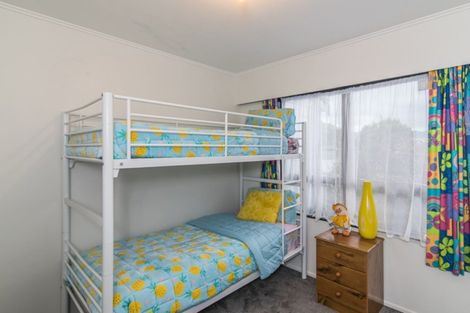 Photo of property in 31 Olive Terrace, Paraparaumu Beach, Paraparaumu, 5032