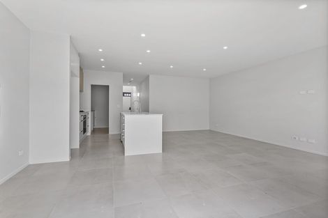 Photo of property in 105 Nganui Avenue, Takanini, Auckland, 2112