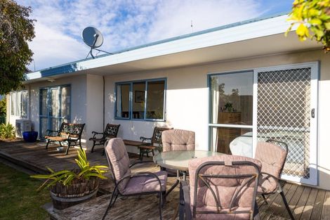 Photo of property in 2/189 Gloucester Street, Taradale, Napier, 4112