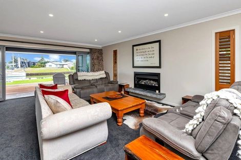 Photo of property in 44 Mariners Haven, One Tree Point, 0118