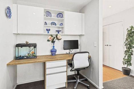 Photo of property in 92 Downing Street, Crofton Downs, Wellington, 6035