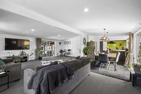 Photo of property in 21 Calgher Avenue, Waitara, 4320