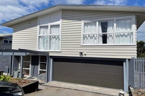 Photo of property in 305 Te Atatu Road, Te Atatu South, Auckland, 0610