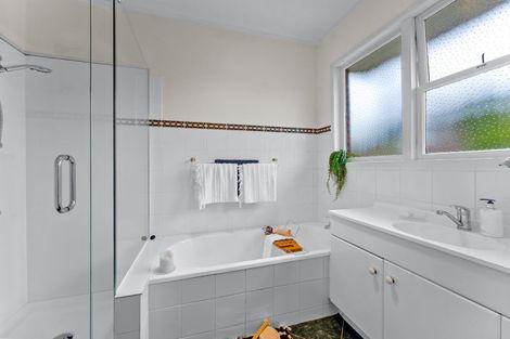 Photo of property in 3 Hepper Street, New Lynn, Auckland, 0600