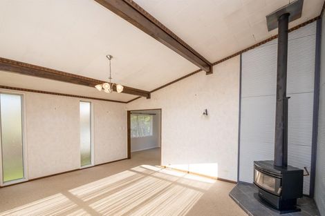 Photo of property in 17 Oberon Street, Stratford, 4332