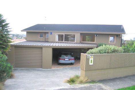 Photo of property in 2/9 Kowhai Road, Mairangi Bay, Auckland, 0630