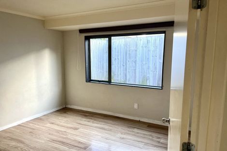 Photo of property in 23a Ranui Avenue, Ranui, Auckland, 0612