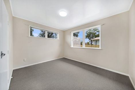 Photo of property in 19 Convair Crescent, Mangere, Auckland, 2022