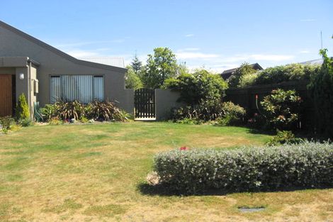 Photo of property in 17 Waitikiri Drive, Parklands, Christchurch, 8083