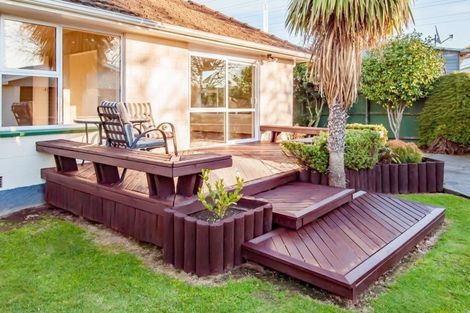 Photo of property in 16 Steele Street, Hornby, Christchurch, 8042