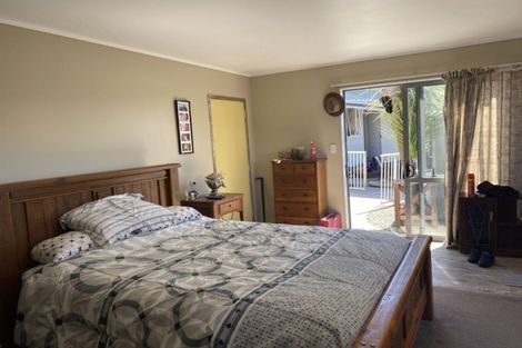Photo of property in 10 Tauranga Place, Waitara, 4320