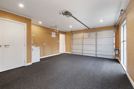 Photo of property in 2 Serenity Crescent, Kelvin Grove, Palmerston North, 4414