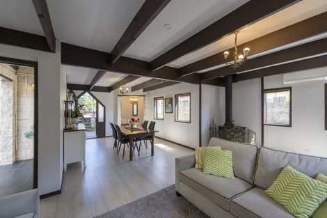 Photo of property in 25 Prince Regent Drive, Half Moon Bay, Auckland, 2012